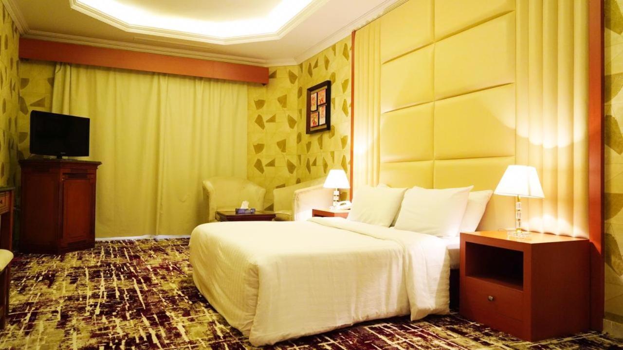 Bhadur Al Hada Hotel Exterior photo