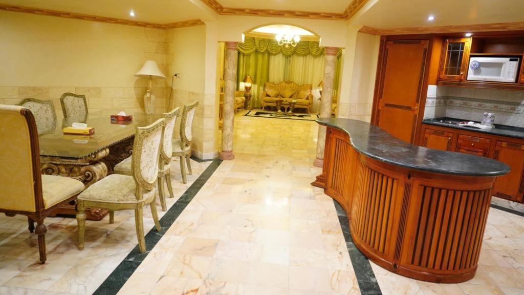 Bhadur Al Hada Hotel Exterior photo